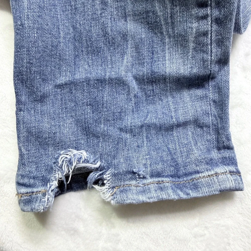 KanCan Jeans Medium Wash Distressed Frayed Hem Blue Denim Size‎ 3 25